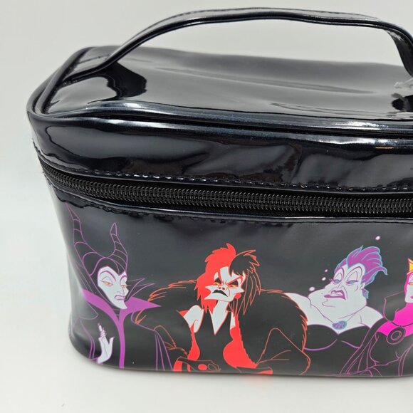Wet N Wild Disney Villains Makeup Bag Fairest And Fiercest Make Up BNWT Read - Picture 4 of 15